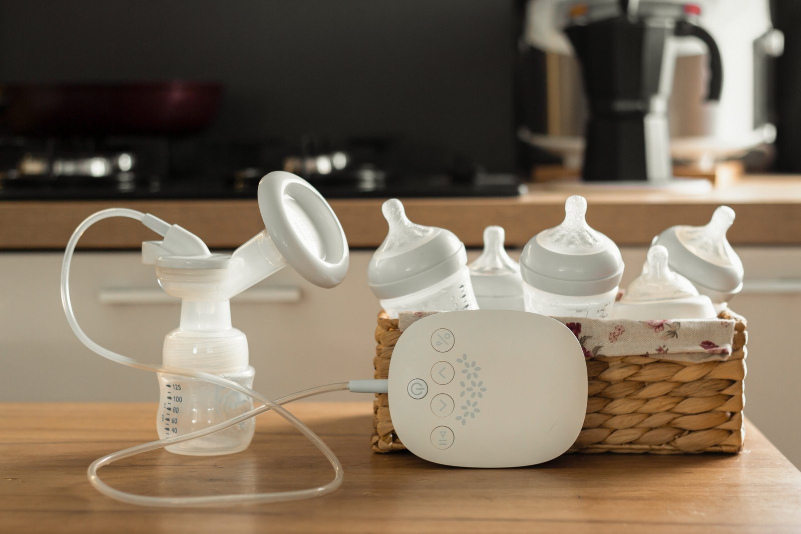 Harmful Ingredients to Avoid During Pregnancy and Breastfeeding
